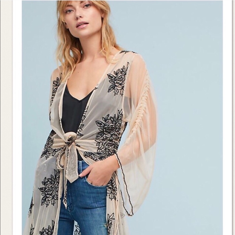ISO!!! Looking for this Anthropologie Rosa Kimono!